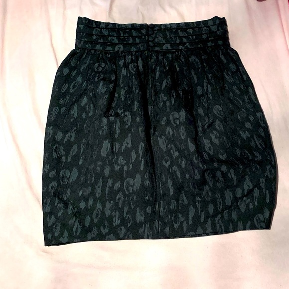 Club Monaco Skirt - Picture 2 of 4